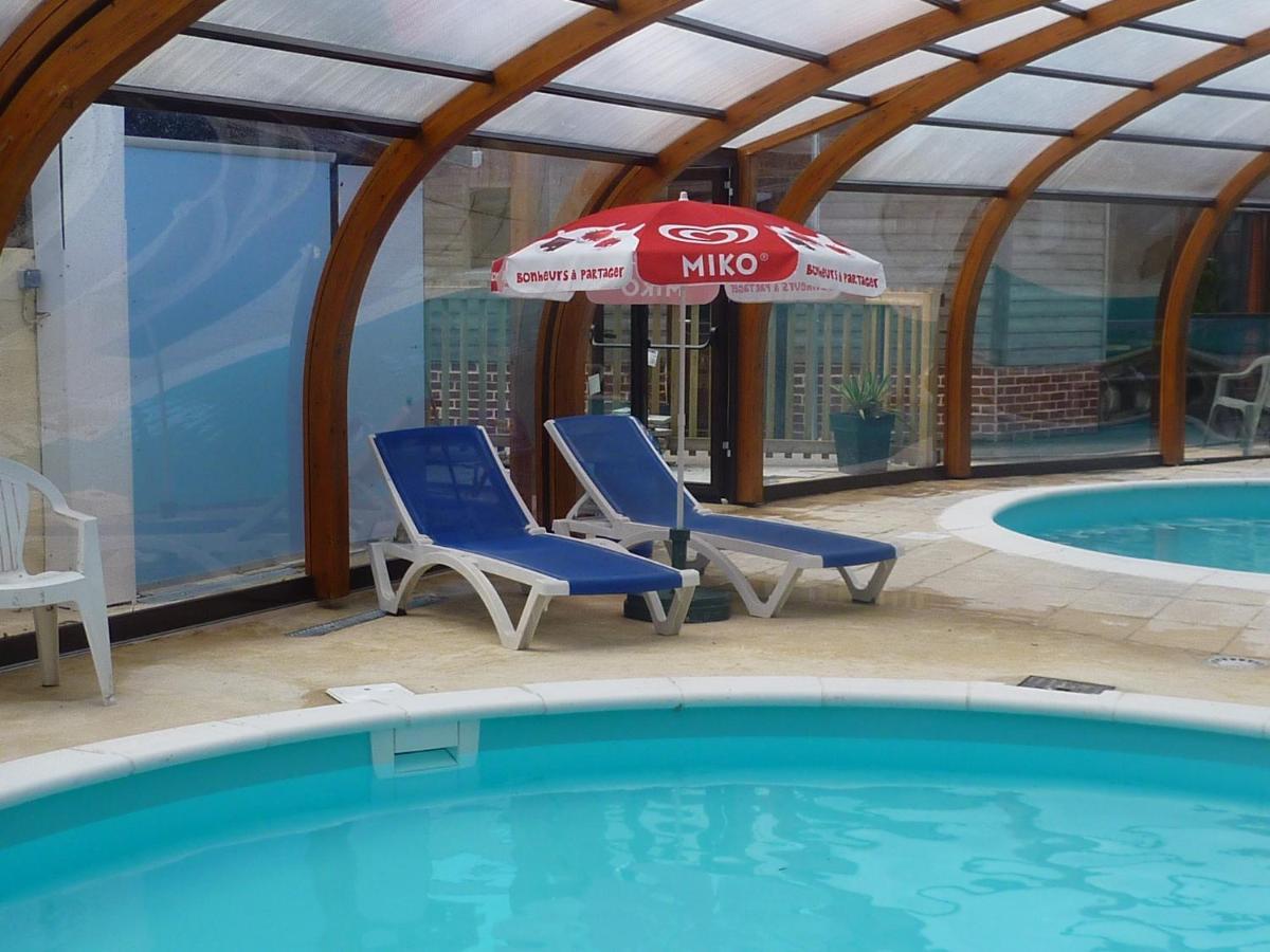 Camping Pommiers Des Trois Pays Licques Екстериор снимка