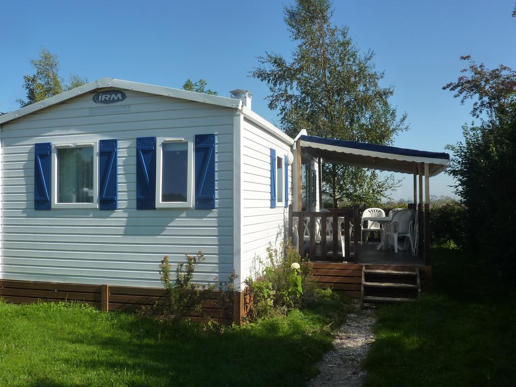 Camping Pommiers Des Trois Pays Licques Стая снимка