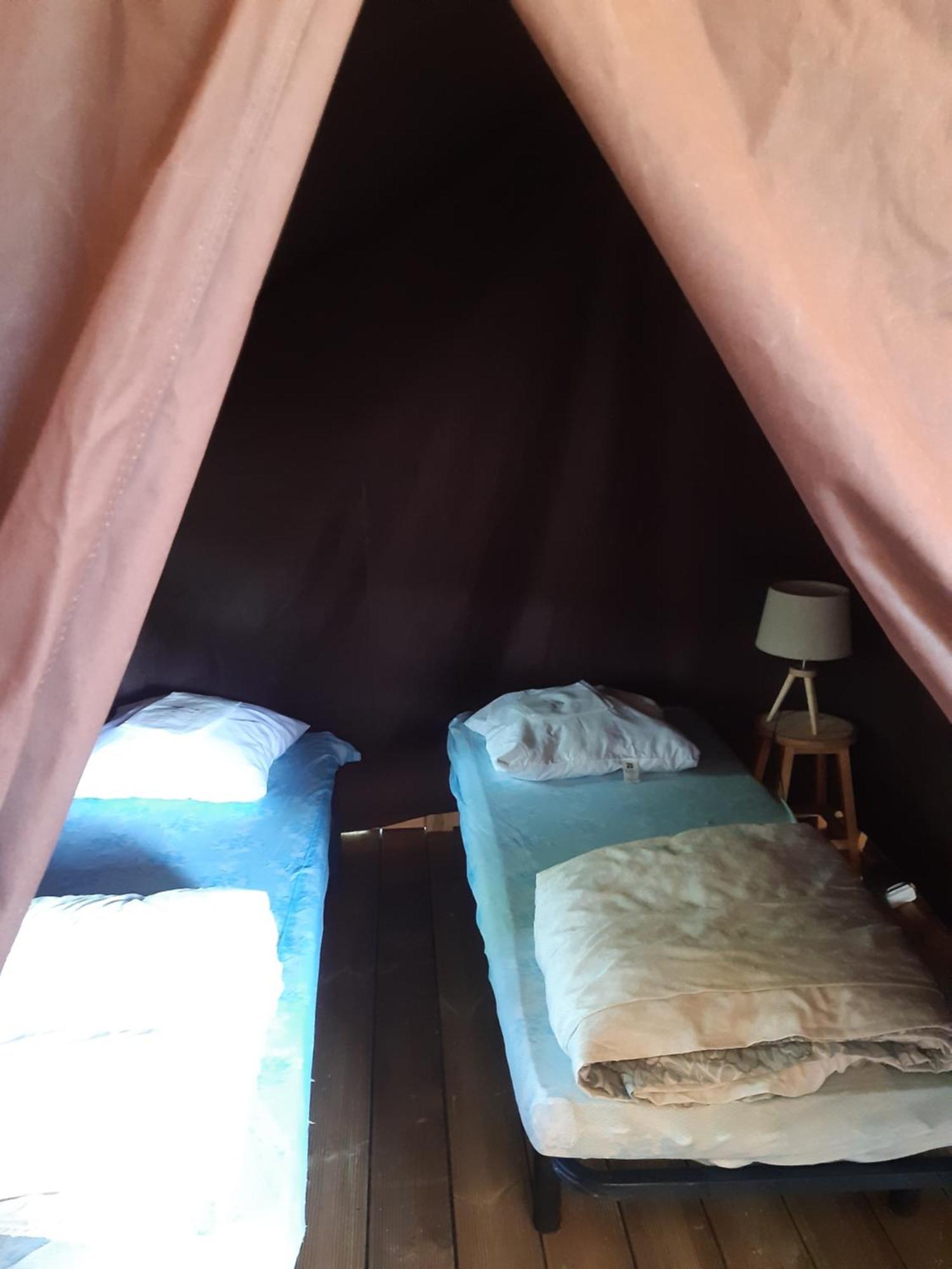 Camping Pommiers Des Trois Pays Licques Екстериор снимка