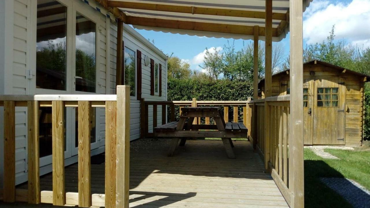Camping Pommiers Des Trois Pays Licques Екстериор снимка