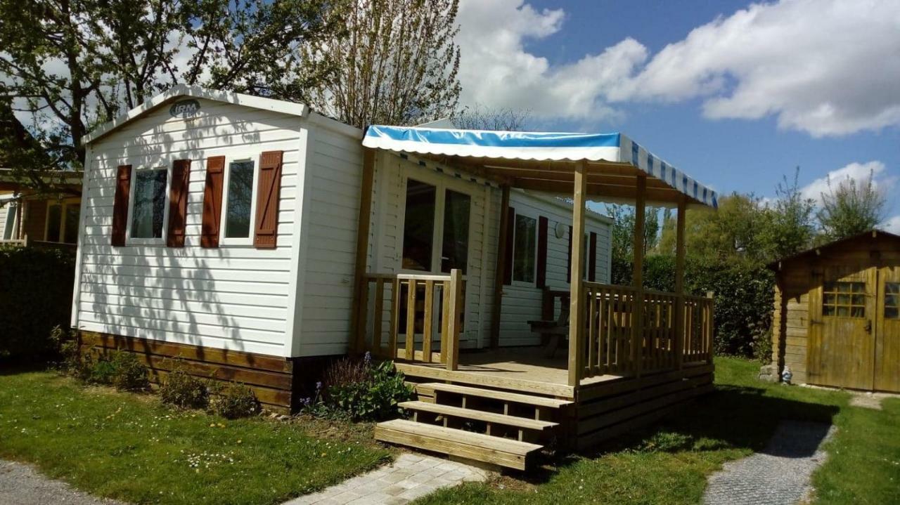 Camping Pommiers Des Trois Pays Licques Екстериор снимка