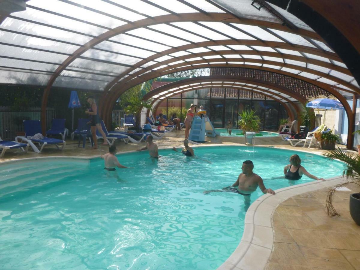 Camping Pommiers Des Trois Pays Licques Екстериор снимка